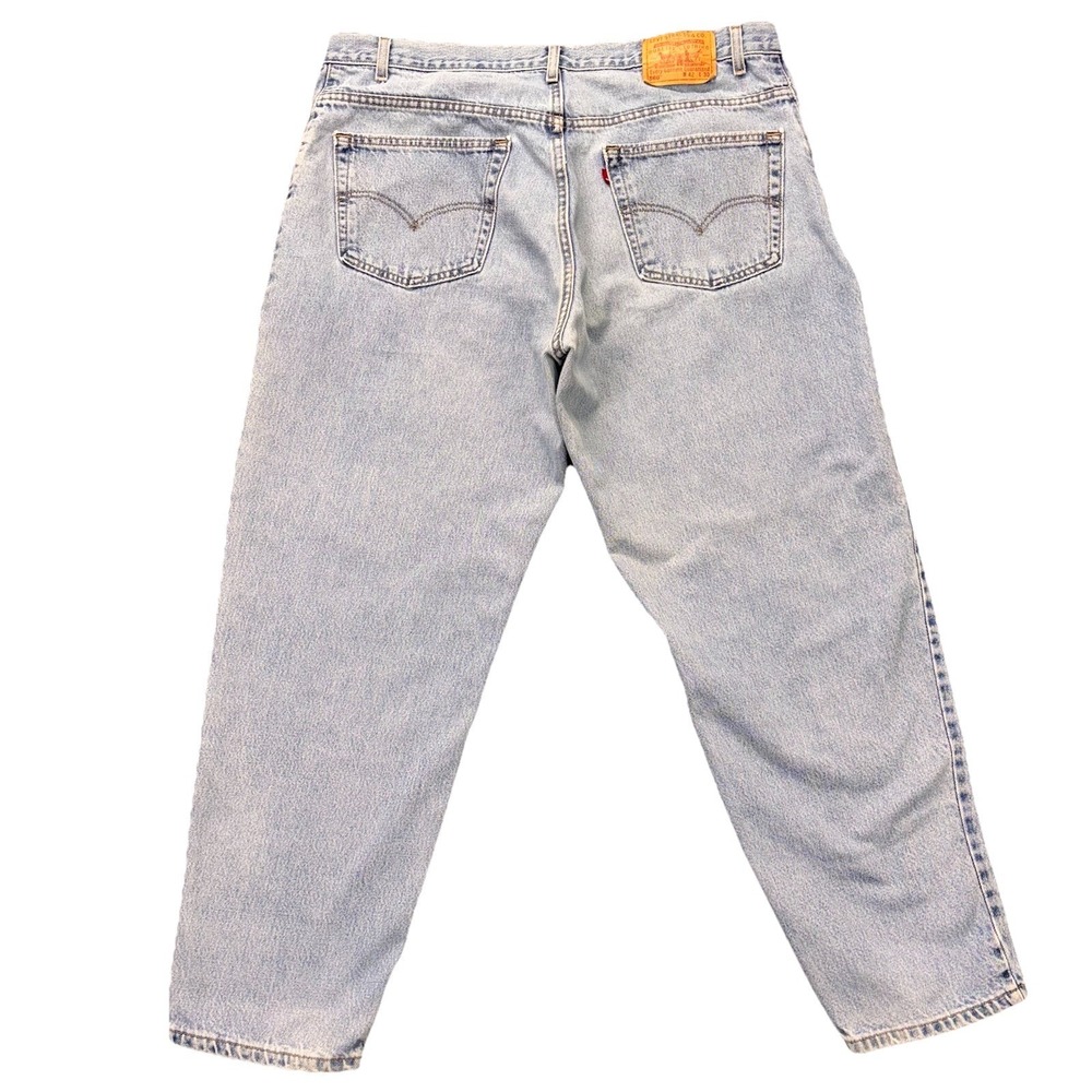 Vintage Levis 560 Jeans Mens 42x30 Light Wash Loose Fit Tapered Leg Made in USA